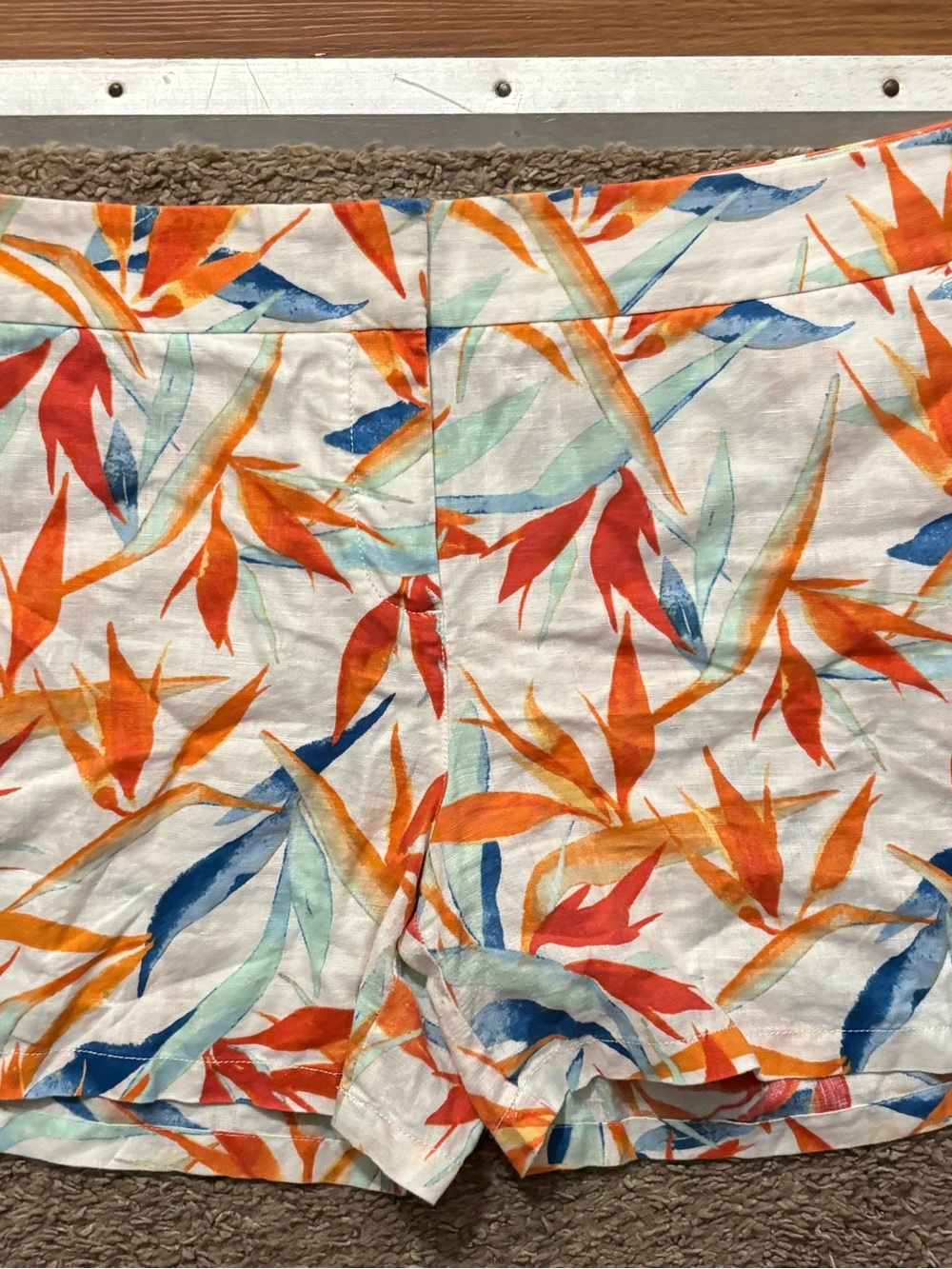 Tommy Bahama Woman’s 12  TropicalPrint Linen Shorts - Orange & Blue Leaf Pattern